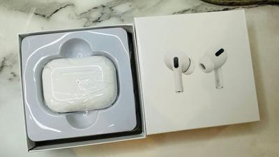 AirPods Pro 2 White Wireless Earbuds