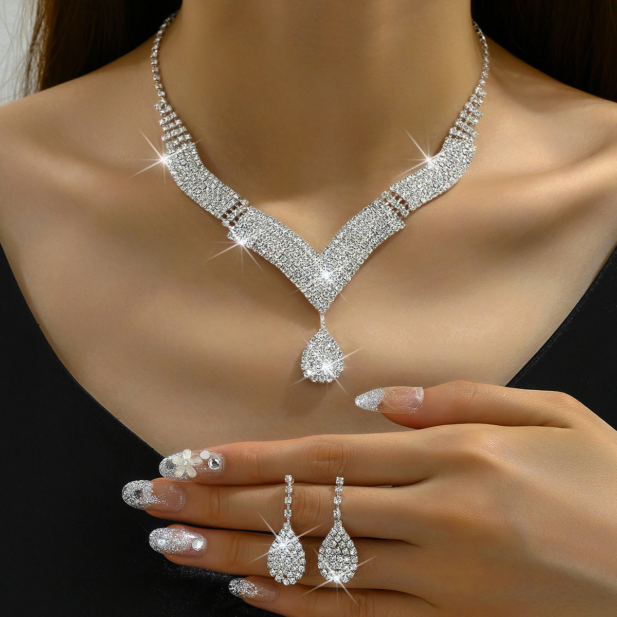 Premium Crystal V-Neck Bridal Set Necklace Earrings